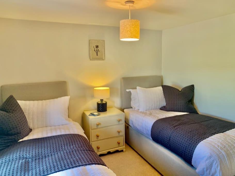 Coed Farm-Hot Tub-Sleeps 12-Near Brecon Villa Dış mekan fotoğraf
